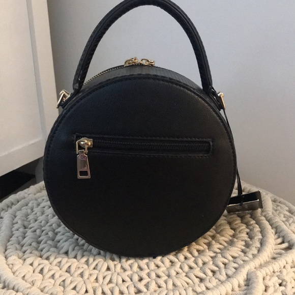 Black Circle Handbag - Picture 3 of 12